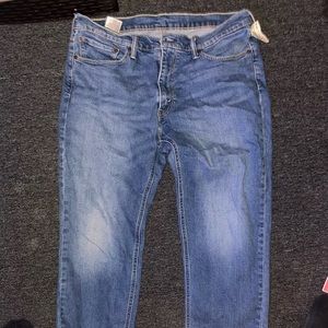 Levi jeans